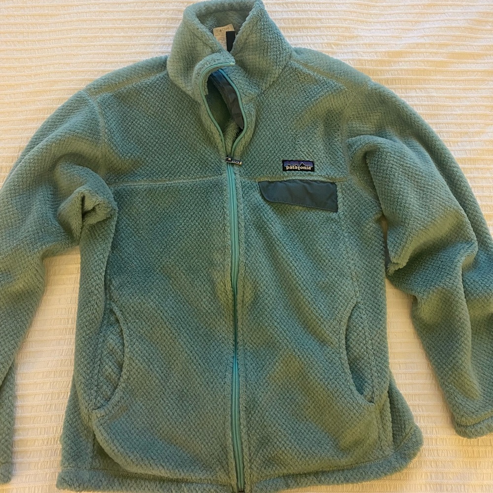 Patagonia women’s (medium) fuzzy jacket